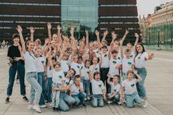 Wrocław - Flash mob dzieci ukraińskich we Wrocławiu
